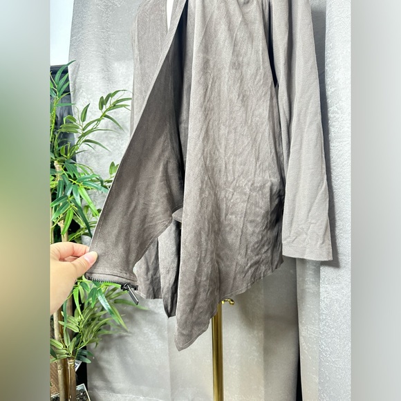 Kut from the Kloth Women’s Suede Drape Jacket Taupe Sz S - Picture 5 of 12